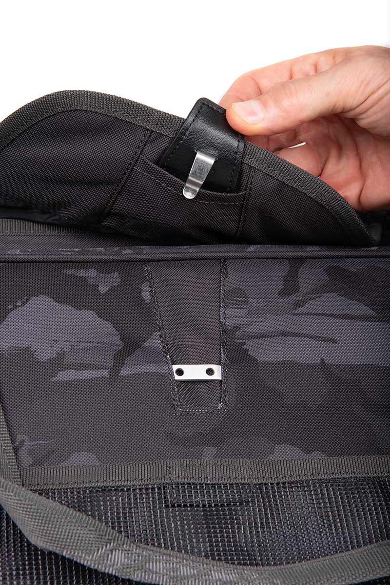 Mochila com estojos Fox Rage Voyager Moldado Camo XL