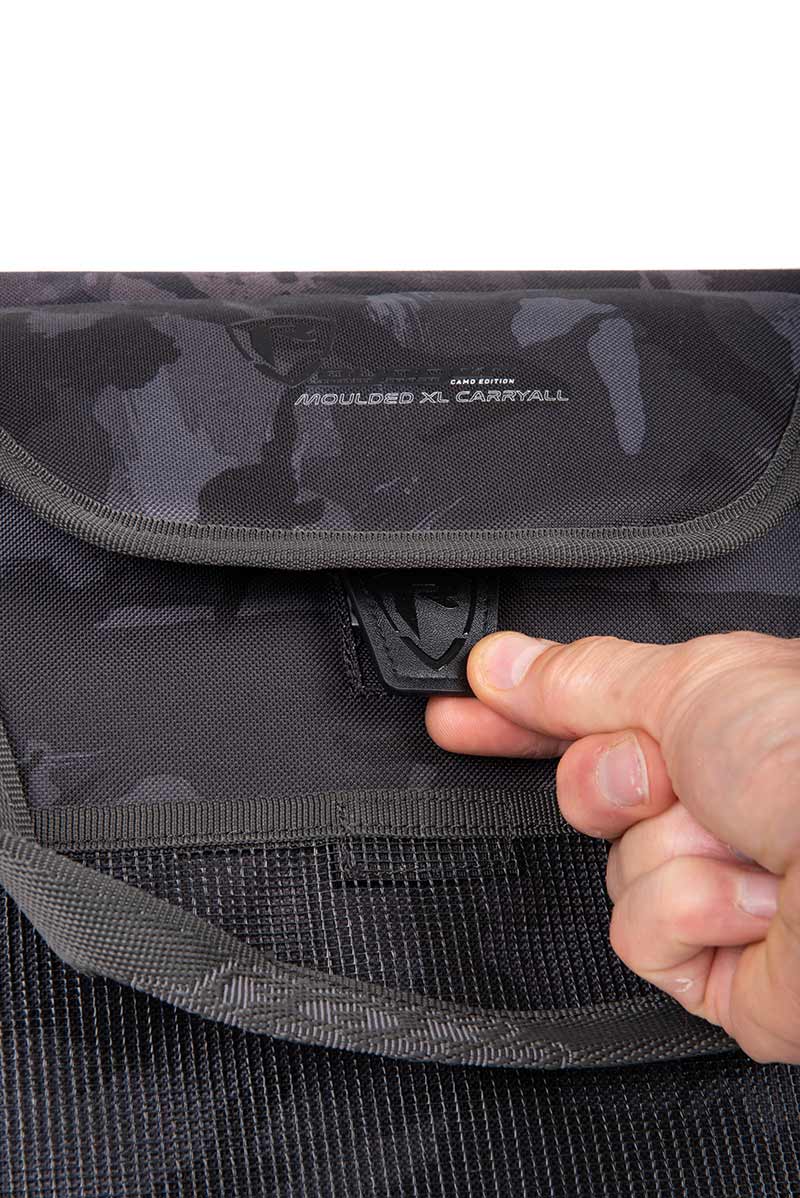 Mochila com estojos Fox Rage Voyager Moldado Camo XL