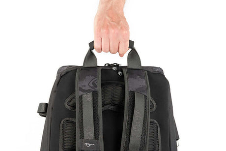 Mochila con cajas Fox Rage Voyager Camo 17