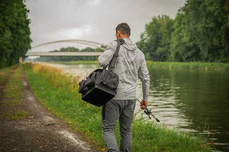 Macuto con cajas Fox Rage Voyager Camo Grande - Tienda Bass