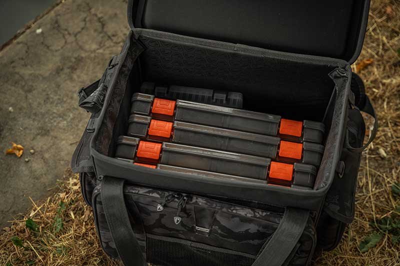 Macuto con cajas Fox Rage Voyager Moulded Camo XL - Tienda Bass